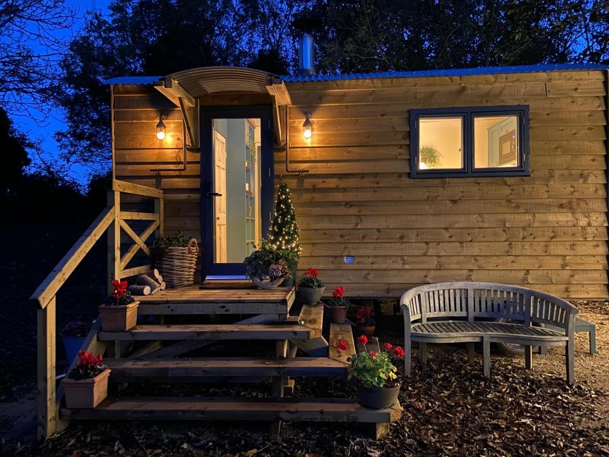 Cosy Double Shepherds Hut In Beautiful Wicklow With Underfloor Heating Throughout Rathnew Экстерьер фото