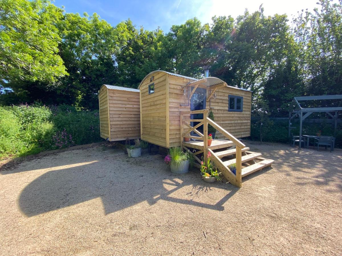 Cosy Double Shepherds Hut In Beautiful Wicklow With Underfloor Heating Throughout Rathnew Экстерьер фото